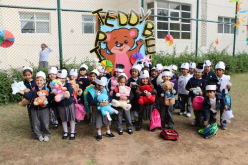 KG1D class photo
