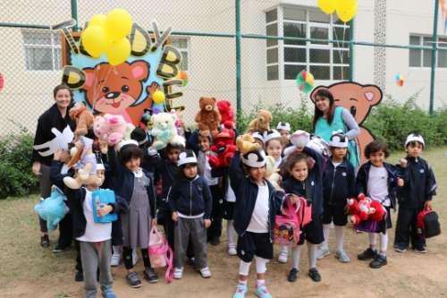 KG1I class photo